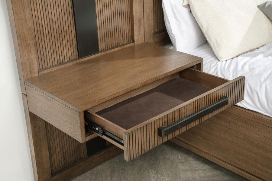 224900Q-S5P_09x900.jpg TERRACE 5-PIECE QUEEN PANEL BEDROOM SET ASH BROWN - Image 9
