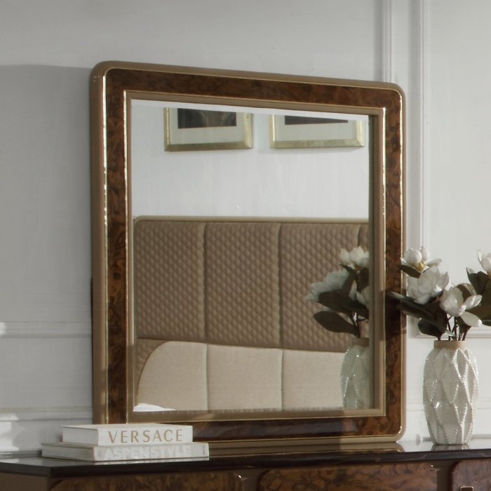Marcelino Mirror